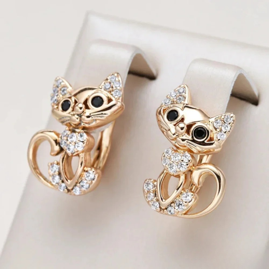 Elegante Katzenohrringe mit Zirkonia