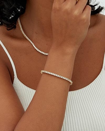 Vergoldetes Tennisarmband mit Moissanit
