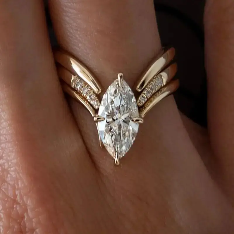 Goldener Tropfen Kronenring