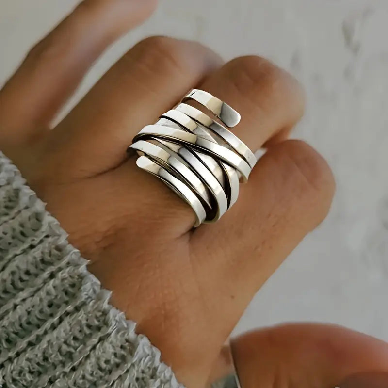 Eleganter silberner Vintage Ring