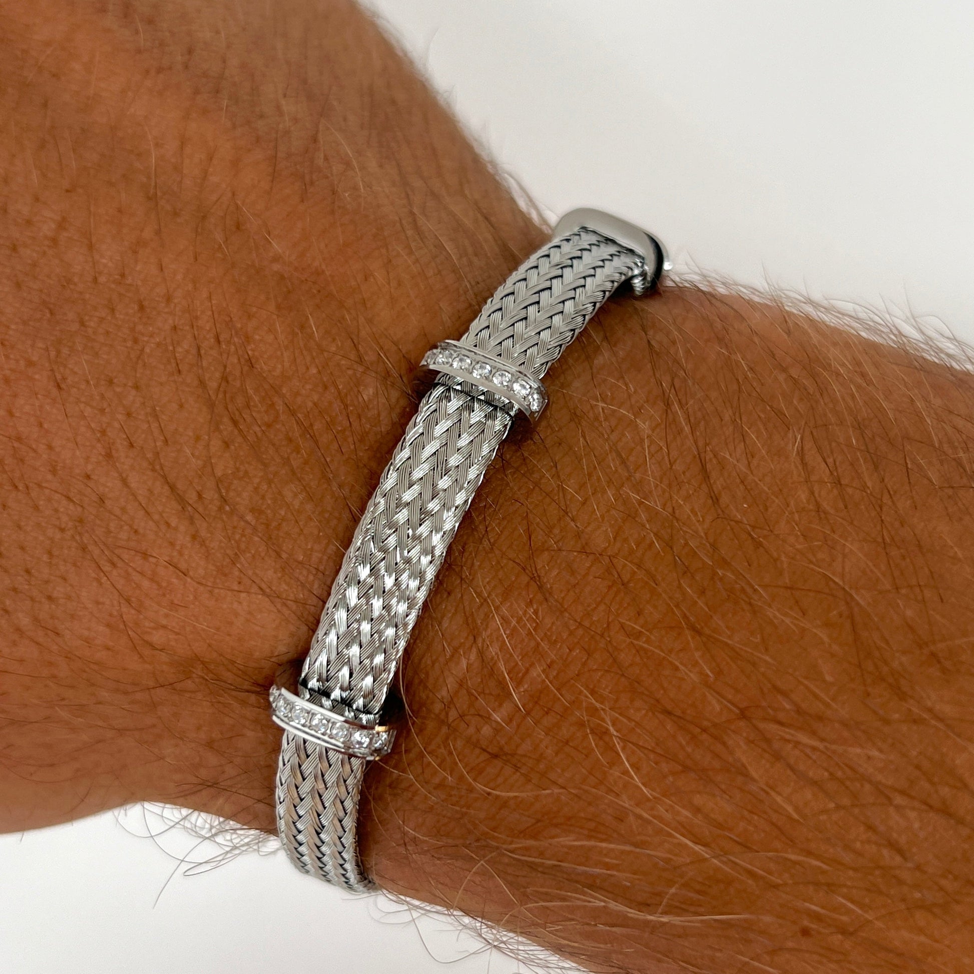Shiny Trinity bangle