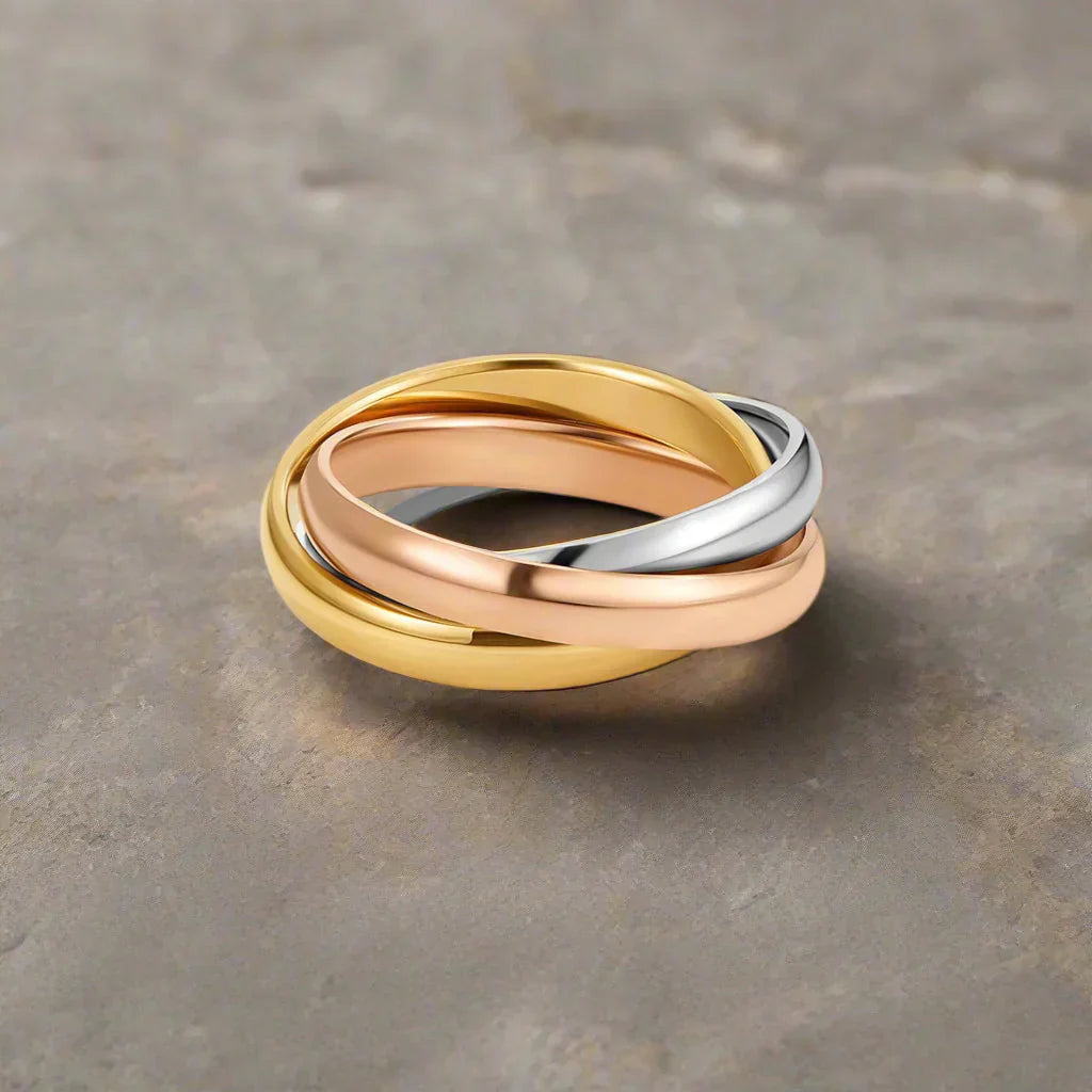 Trinity Ring mit ineinandergreifenden Bändern in Gold, Silber & Roségold