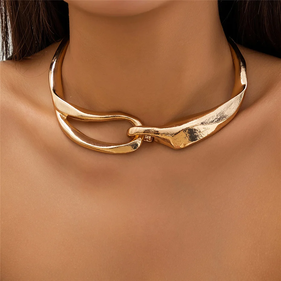 Markante goldene Ketten Choker Halskette mit strukturierter Oberfläche