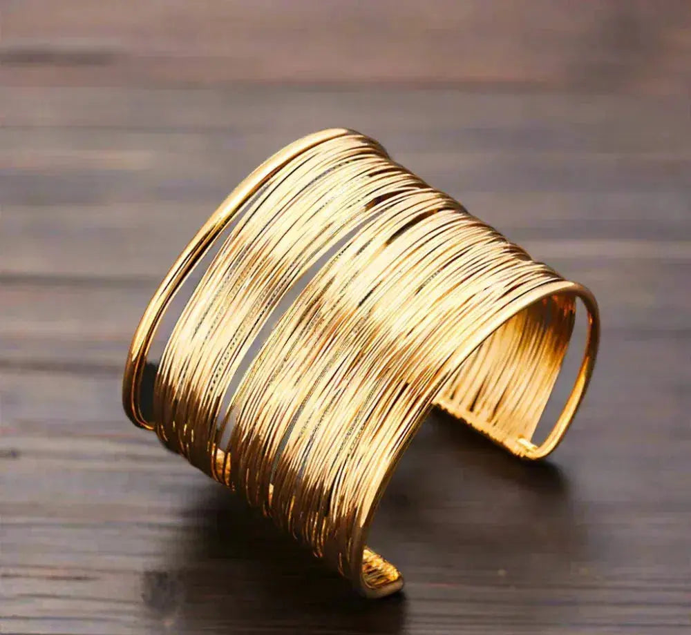 Elegantes Goldarmband